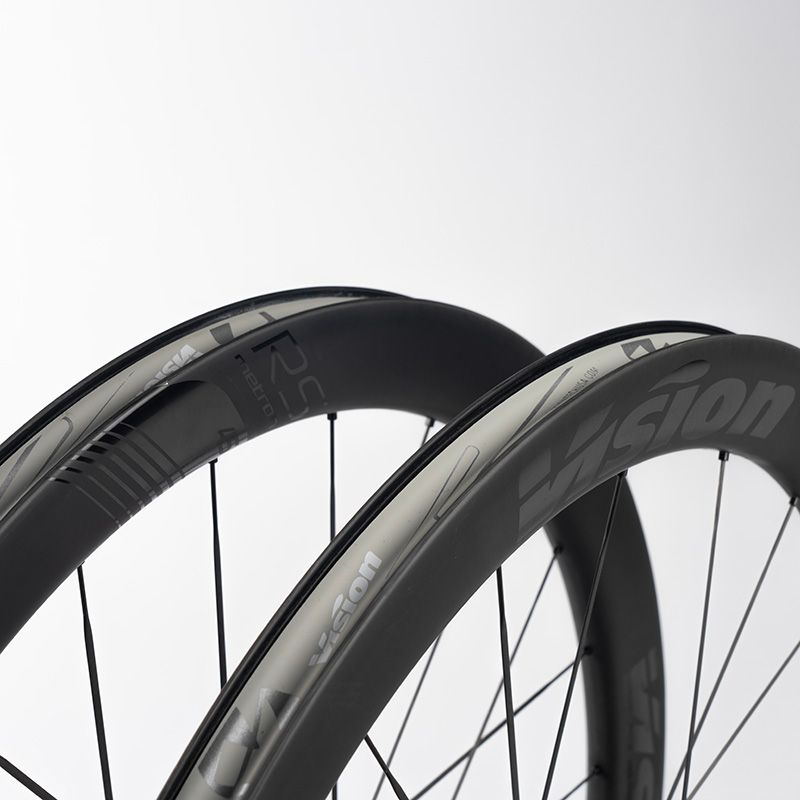 JEU DE ROUES VISION METRON 37 RS SL DISQUE CENTERLOCK TUBELESS READY SHIMANO 11V CARBONE